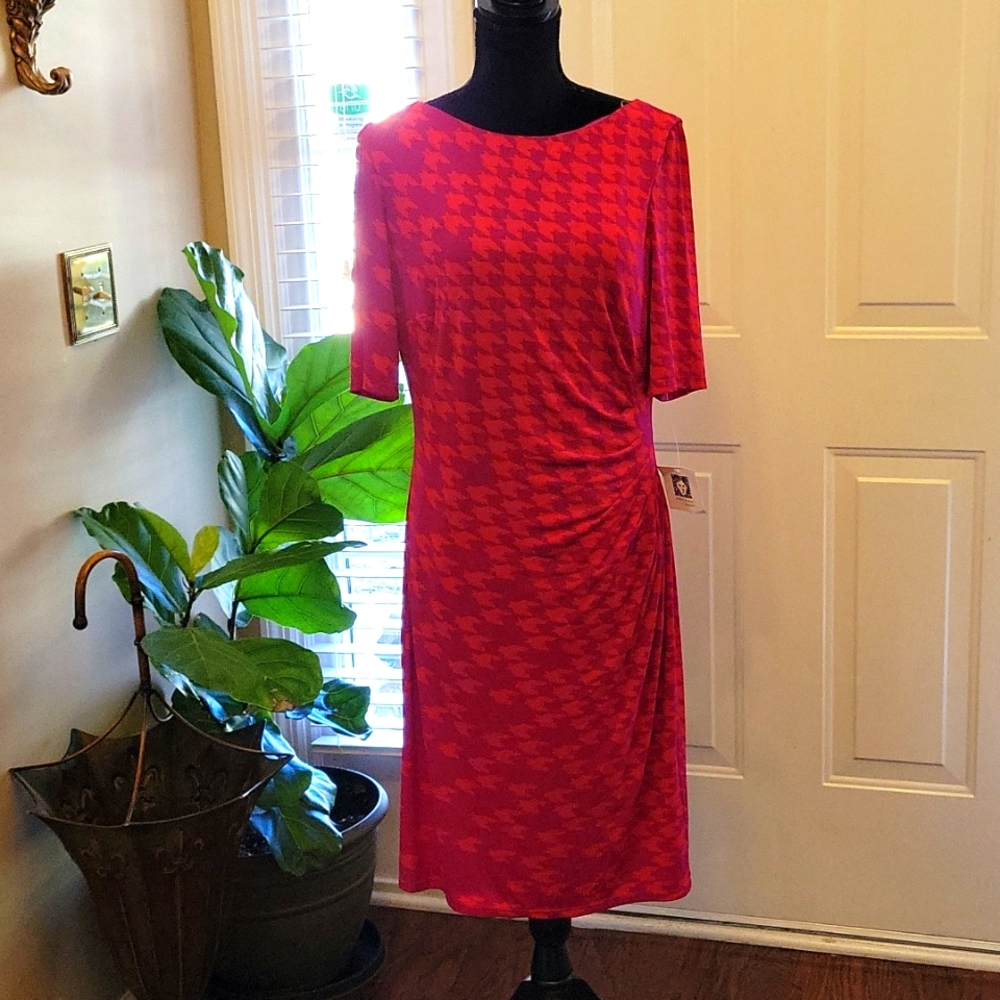 Anne Klein deep orchid combo houndstooth short sleeve dress ruched side 12…New